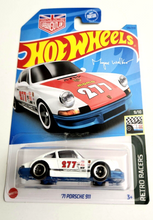 Load image into Gallery viewer, Hot Wheels ’71 Porsche 911 White #126 - 2023 Retro Racers
