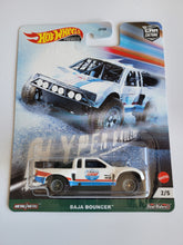 Load image into Gallery viewer, Hot Wheels Baja Bouncer 2021 Hyper Haulers 2/5 White

