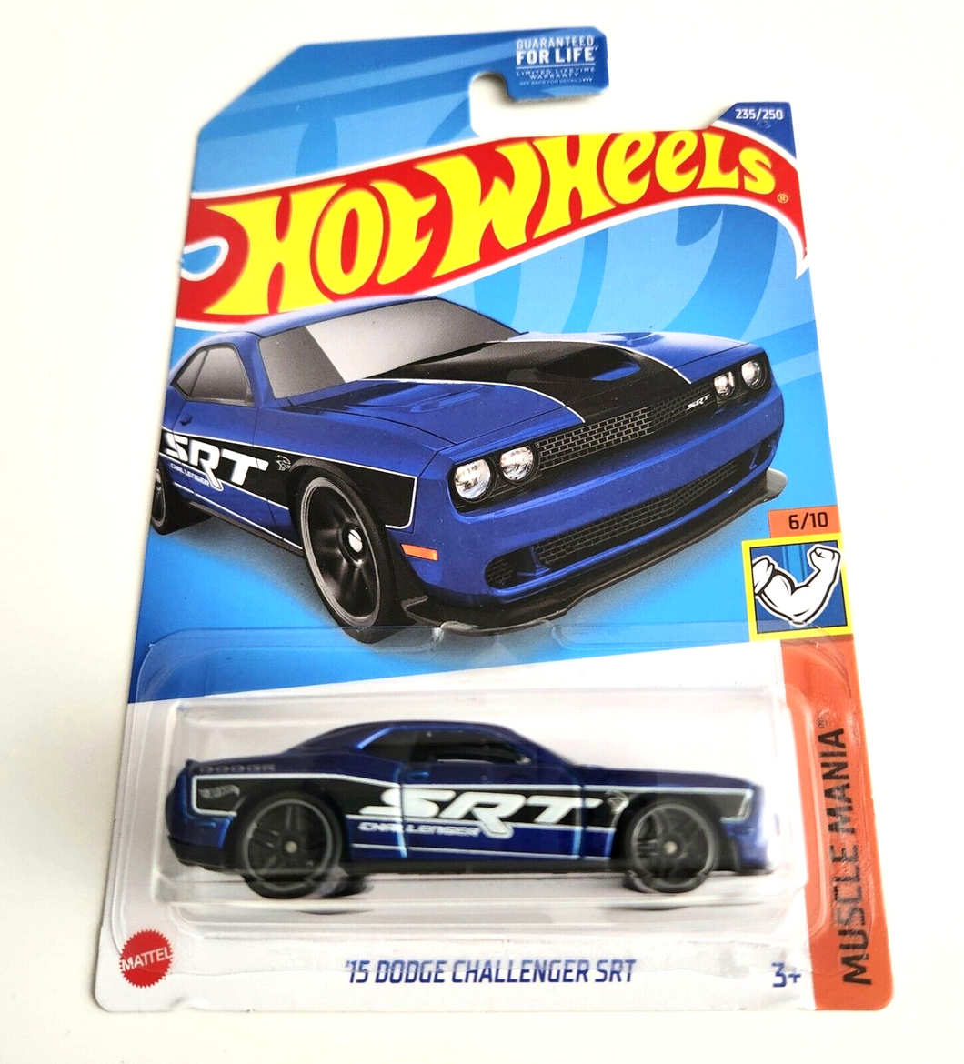 Hot Wheels '15 dodge Challenger SRT Blue #235 - 2022 Muscle Mania